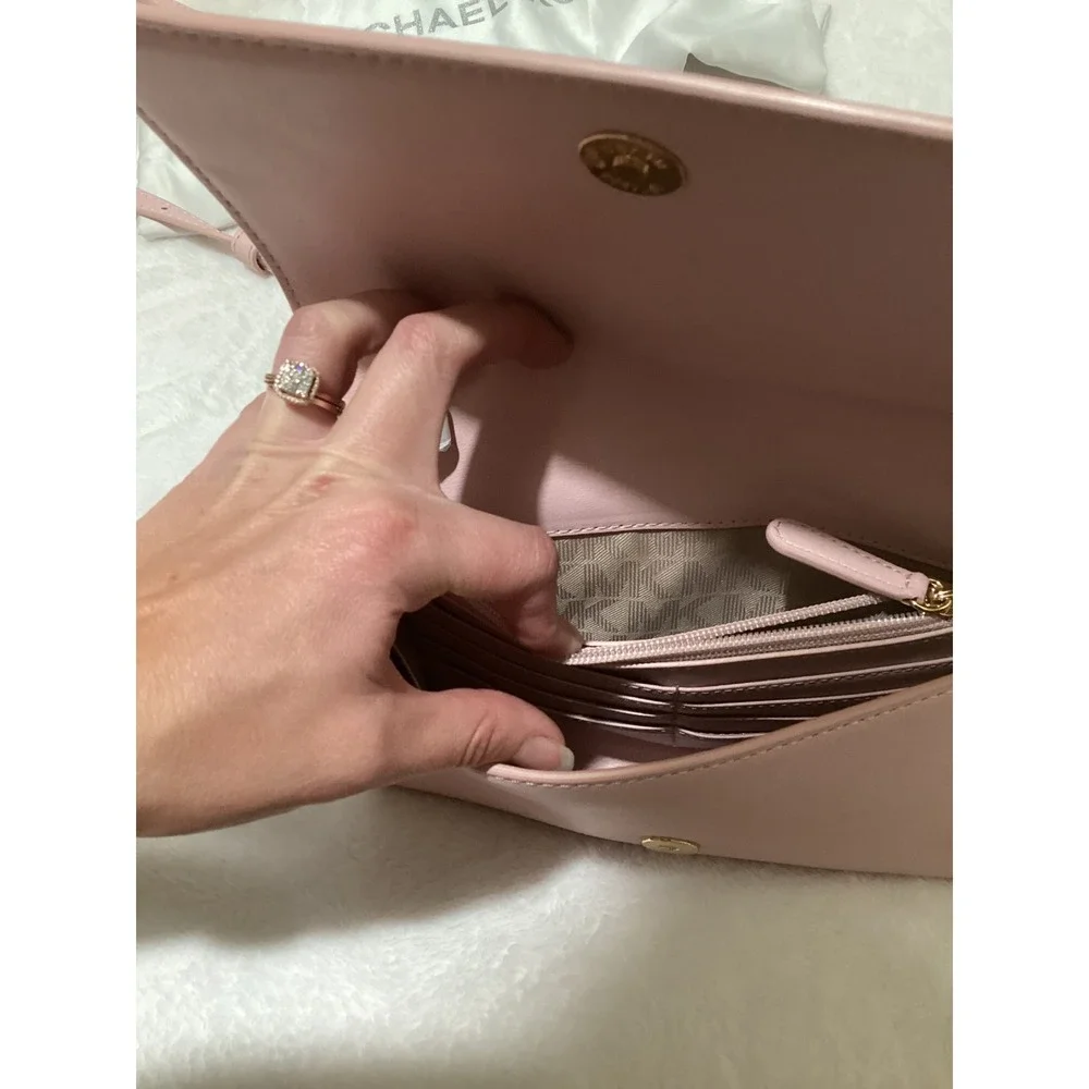 Michael Kors Analise Pink Leather Blossom White Med Messenger Crossbody Bag